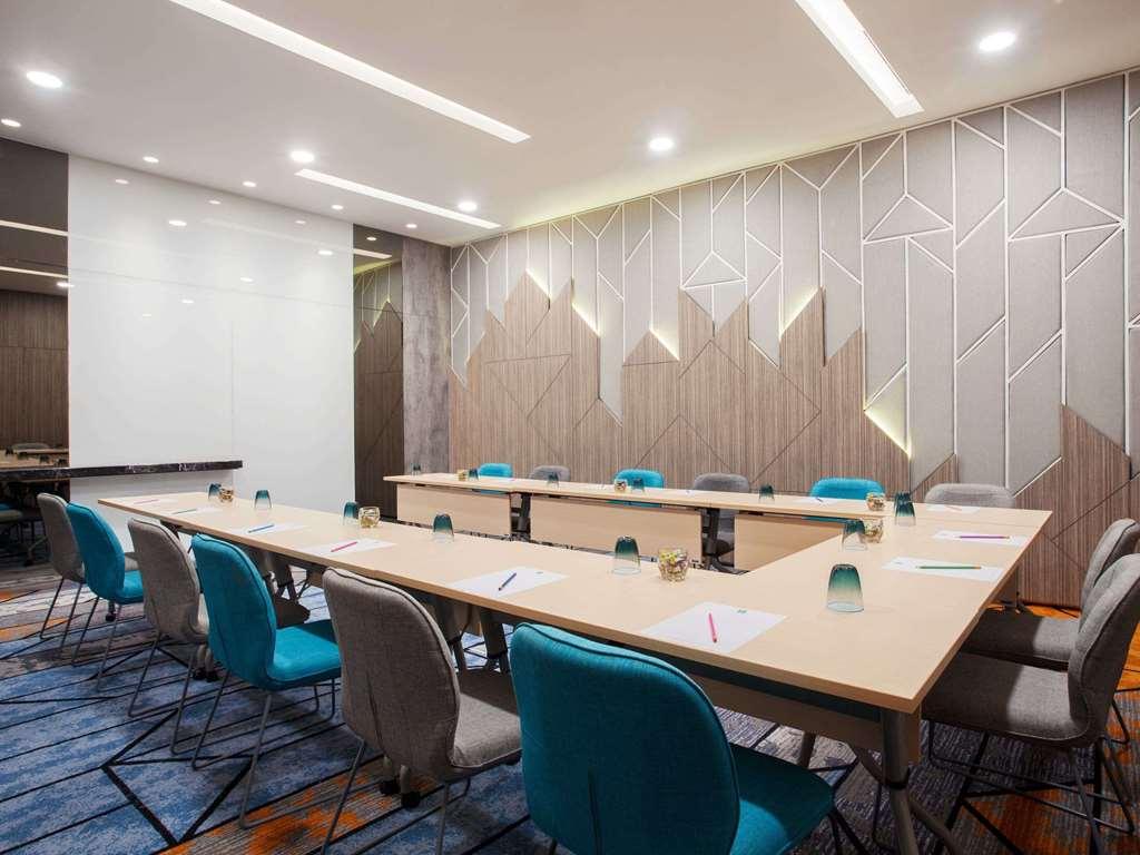 Ibis Styles Medan Pattimura Exterior photo